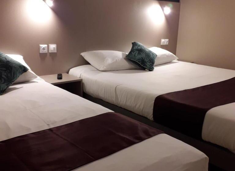 스탠다드 룸, De Normandie