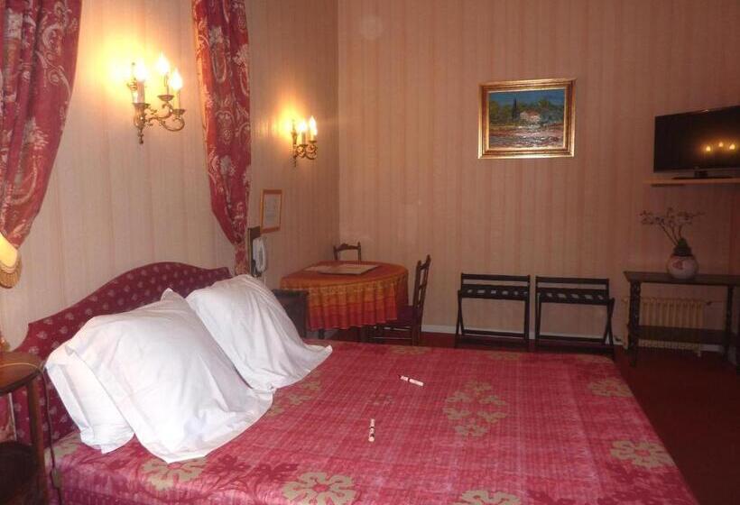 اتاق استاندارد, Hôtel Du Fiacre