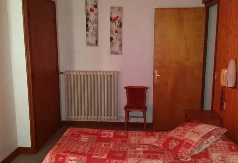 اتاق استاندارد با چشم‌انداز کوهستان, Hôtel Le Tourisme