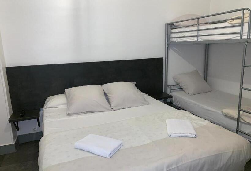 Номер Стандарт Индивидуальный, Hôtel Mondial