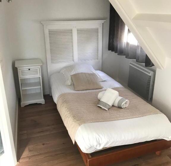 Номер Стандарт Трехместный, L Estacade