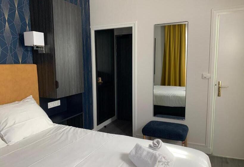 Номер Deluxe Вид на Море с Балконом, Le Cosy Riva Bella
