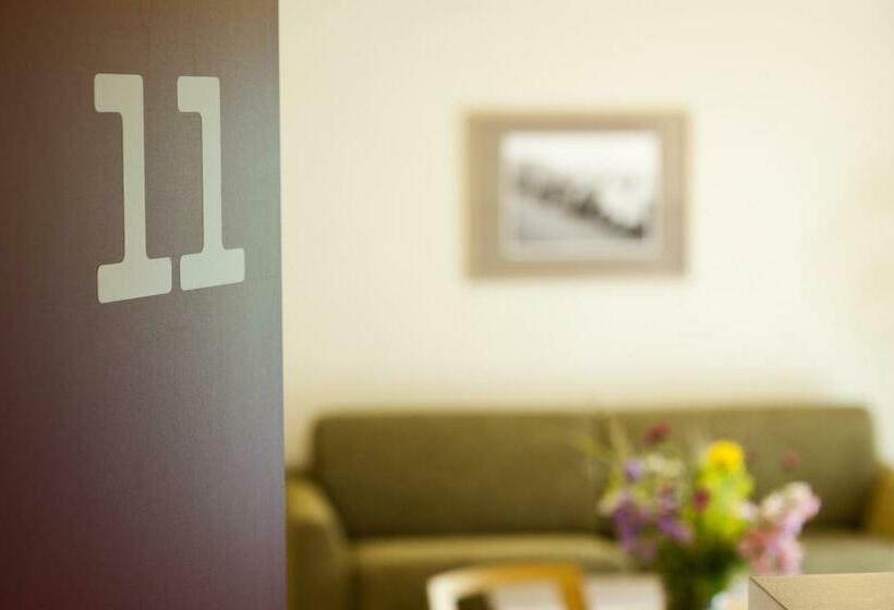 Апартаменты Комфорт 1 Спальня, Familienhotel Weimar Mit Ferienwohnungen