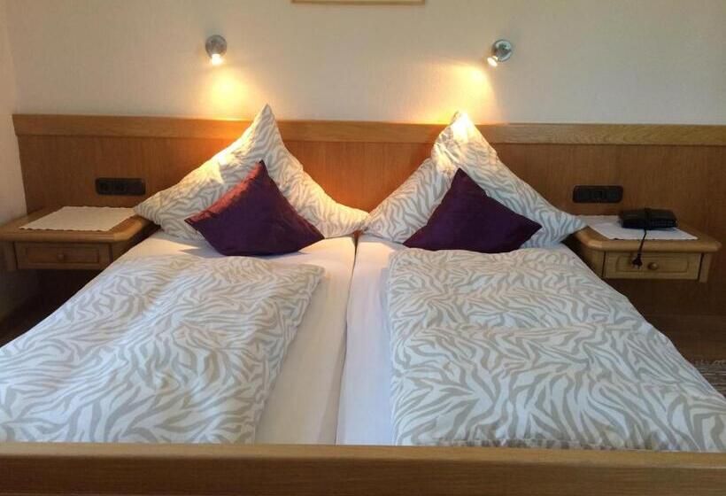 Appartement met 1 Slaapkamer en Balkon, Gästehaus Seeklause
