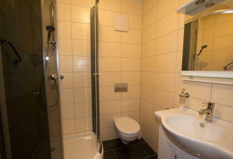 Quarto Triplo Estandar, Rheinmoselview