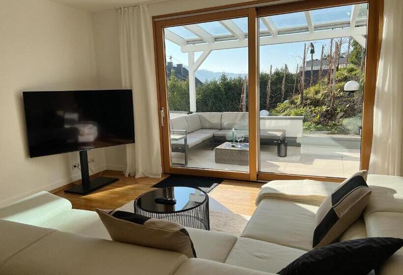 Люкс Повышенной Комфортности, Weingut Aparthotel Olinger