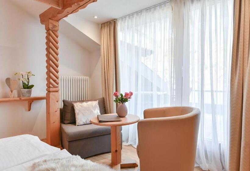 Romantic Room, Alpenstuben