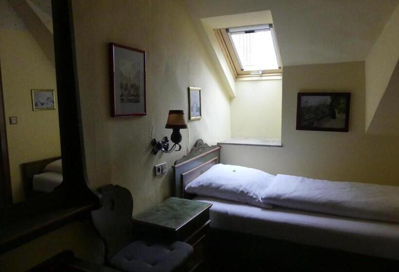 Семейный Номер Классика, Bayerischer Hof