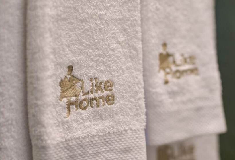 اتاق راحتی, Like Home Boutique