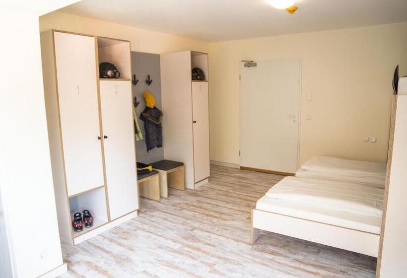 Номер Стандарт Трехместный, Oberstdorf Hostel