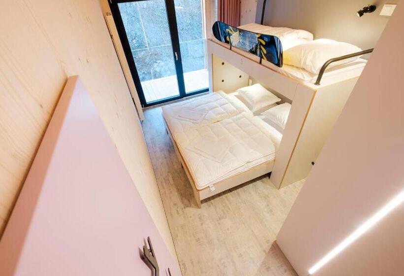 标准间带阳台, Oberstdorf Hostel