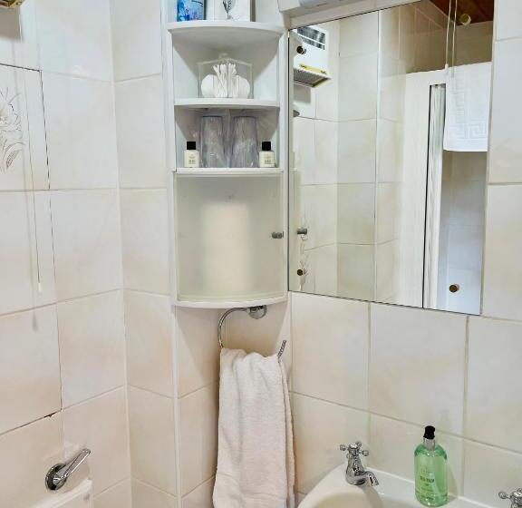 Номер Стандарт Вид на Сад, West Plean House