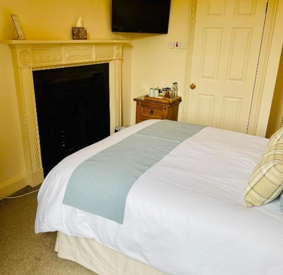 غرفة قياسية مطلّة علي الحديقة, West Plean House