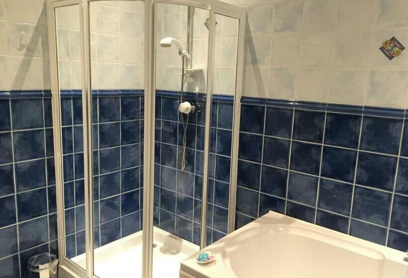 ファミリールーム, Blackburn Villa B&b
