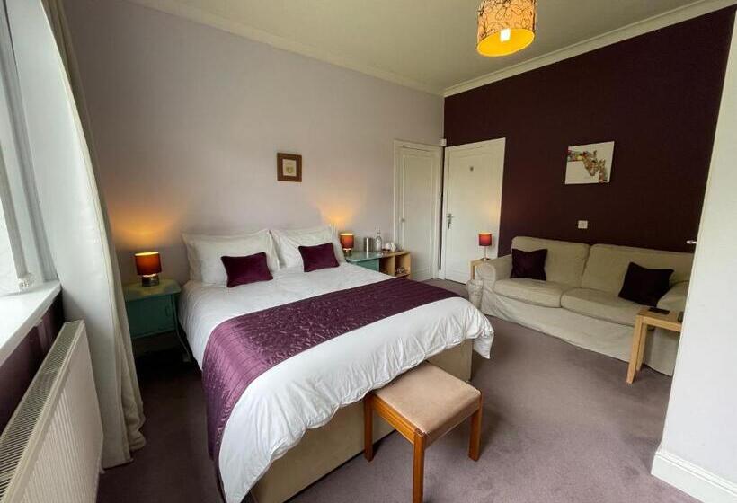 キングサイズベッドのスタンダードルーム, Blackburn Villa B&b