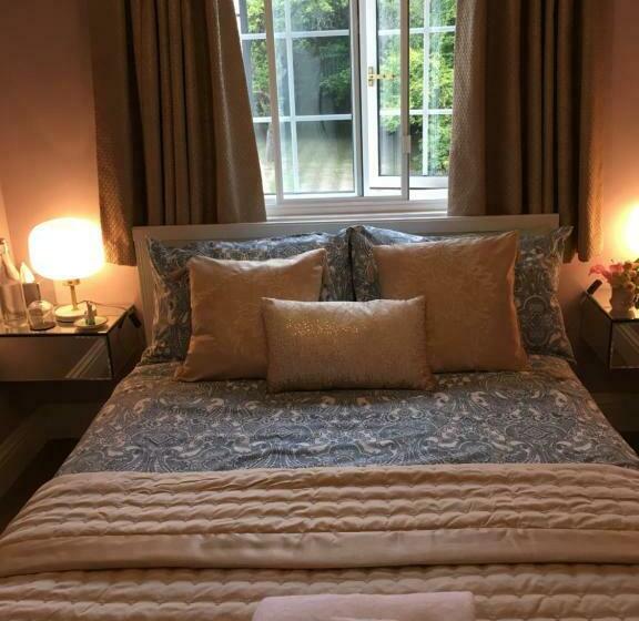 基本间, Leafy Suburban Bed And Breakfast