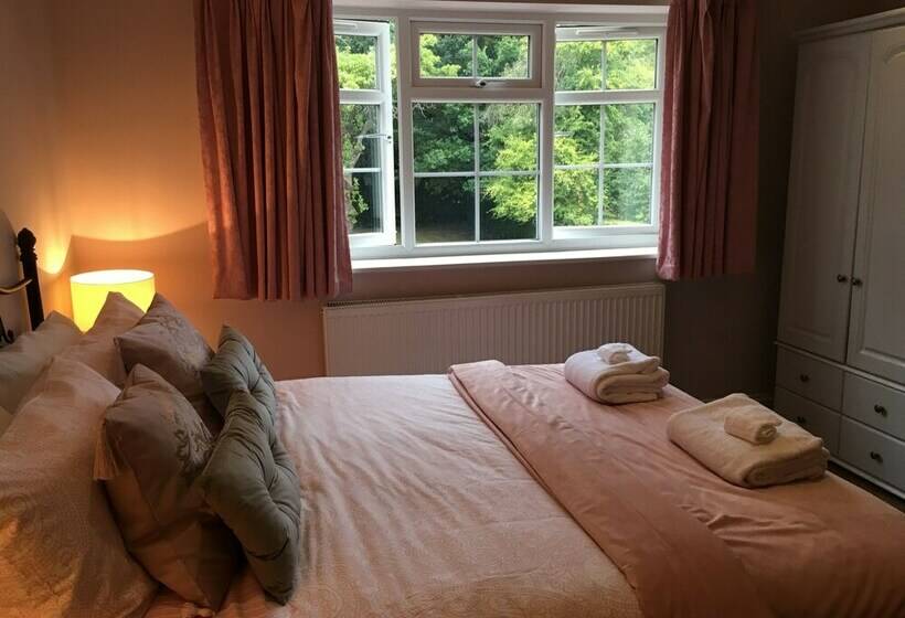 Номер Deluxe, Leafy Suburban Bed And Breakfast