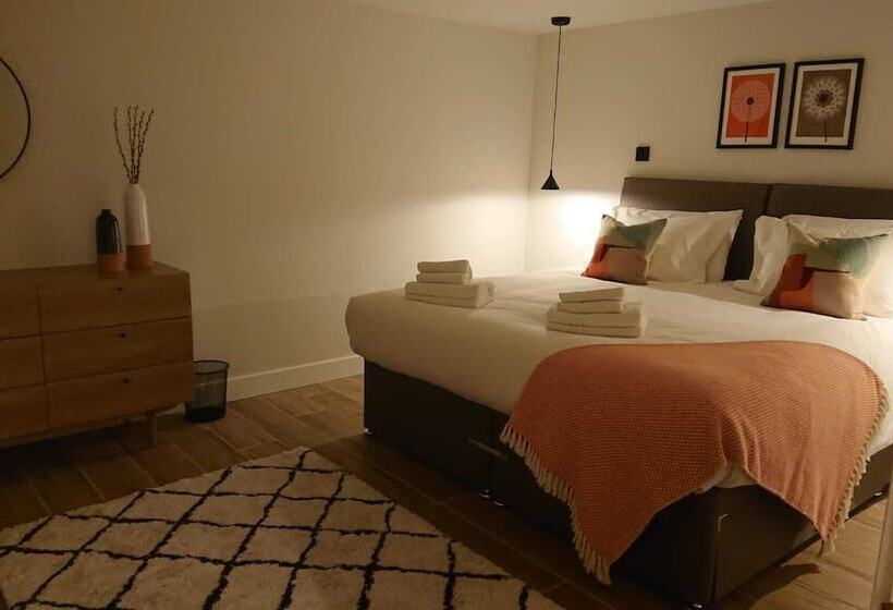 Апартаменты Superior 1 Спальня, Eastfield Lodge