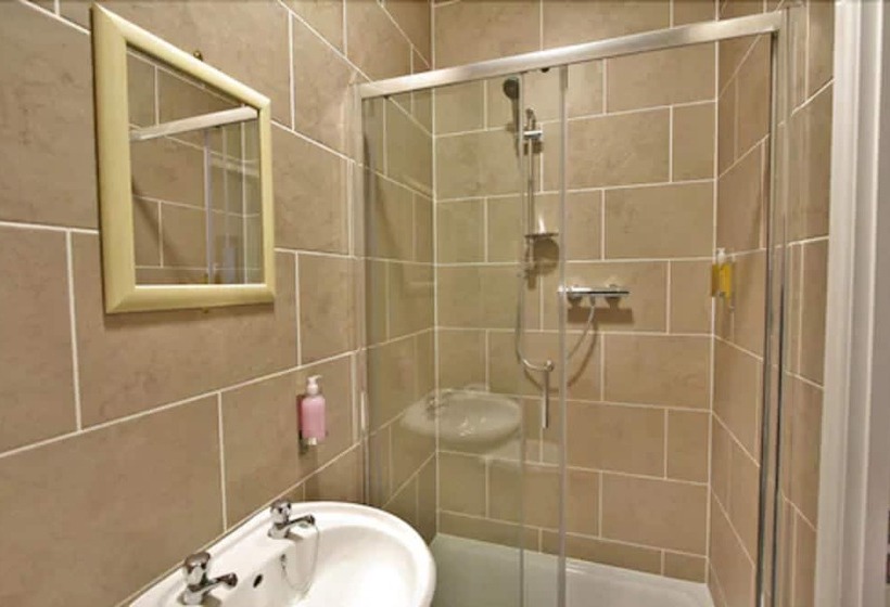 Номер Стандарт, Central Hotel Gloucester By Roomsbooked