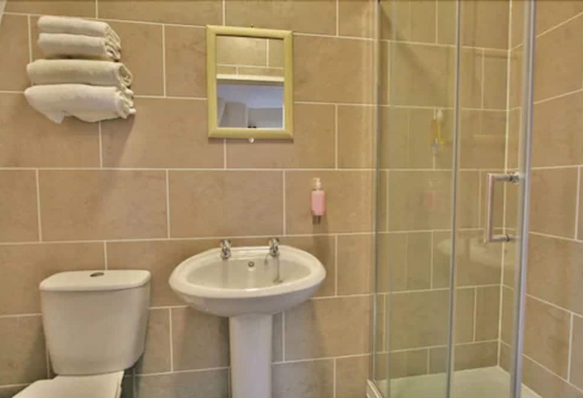 Люкс, Central Hotel Gloucester By Roomsbooked