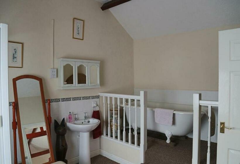 Family Suite, Ladywood House Bed And Breakfast