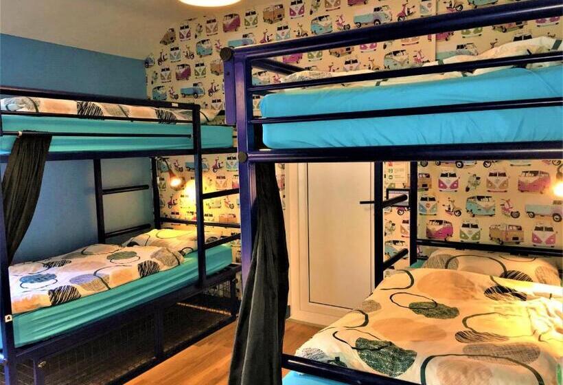 חדר סטנדרט לארבעה, Portrush Holiday Hostel Guesthouse
