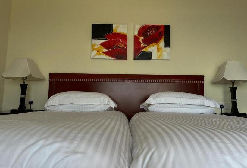 스탠다드 발코니 룸, Sandringham Hotel   Seafront, Sandown   Free Car Ferry