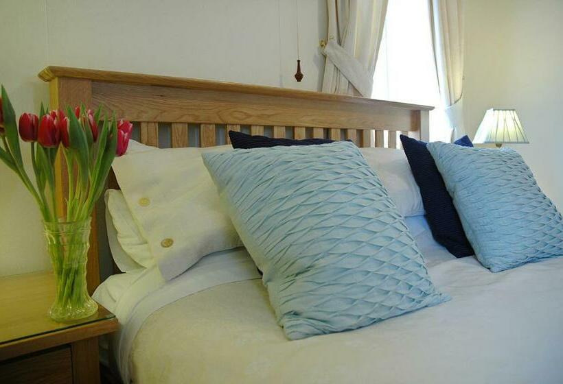 חדר סטנדרט, Newcourt Barton