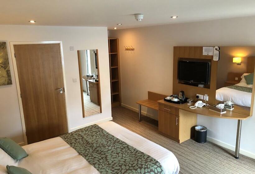Номер Стандарт, Deangate Motel