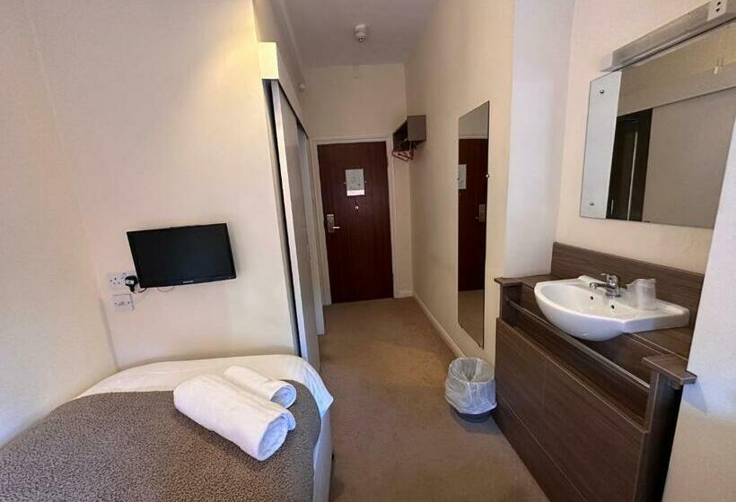 اتاق استاندارد یک نفره, 281 Hotel & Restaurant