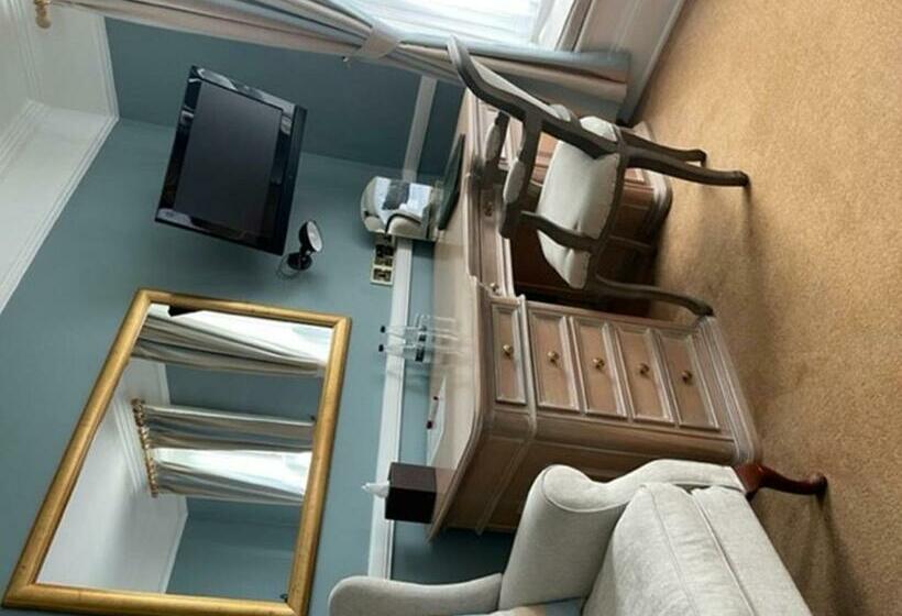 Номер Стандарт, Sherbourne House