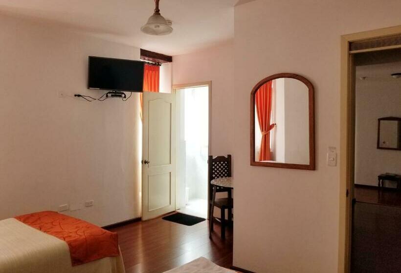 اتاق استاندارد یک نفره, Heritage Inn