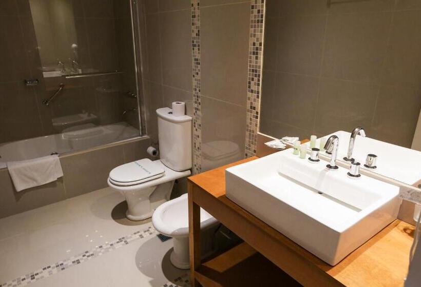 Люкс Superior, Howard Johnson Resort & Spa Escobar