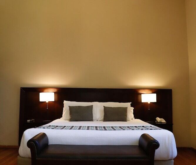 Люкс Superior, Howard Johnson Resort & Spa Escobar