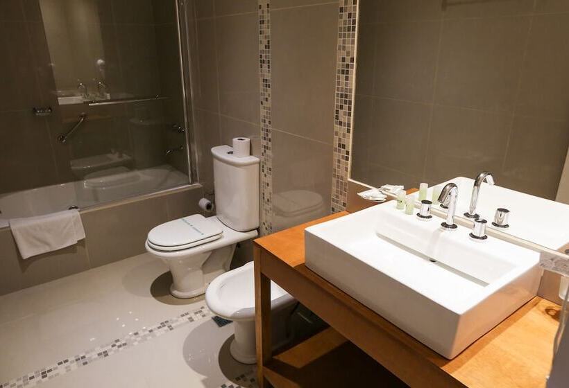 Номер Superior, Howard Johnson Resort & Spa Escobar