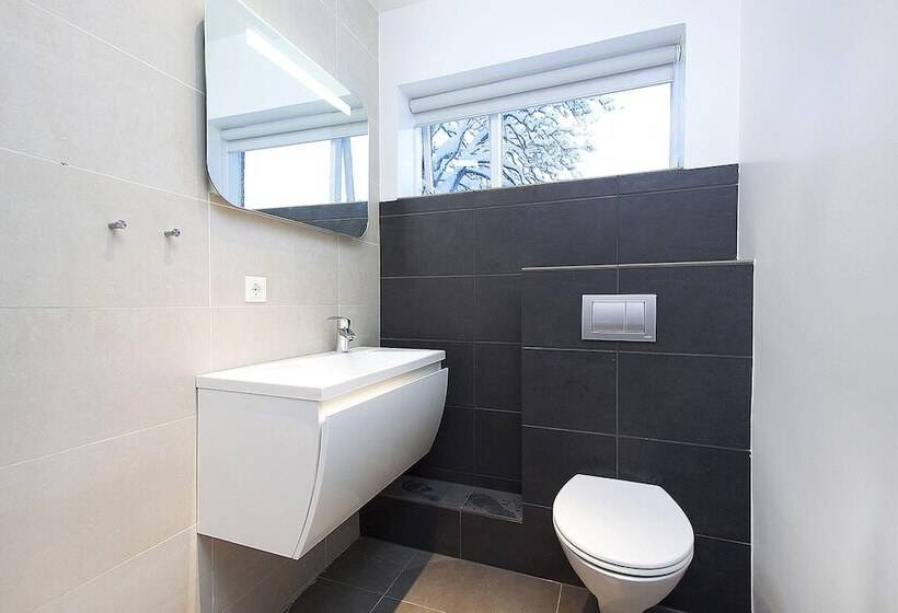 Pokój Standard z Balkonem, Nordurey Guesthouse