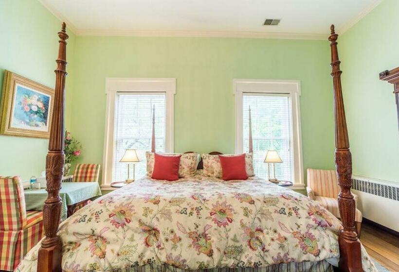 Люкс Deluxe Кровать Кинг, Bourbon Manor Bed & Breakfast Inn