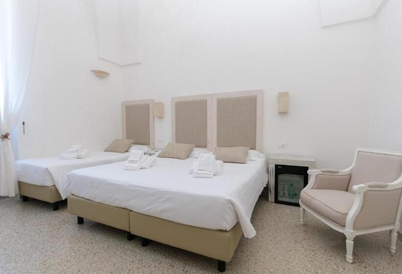 اتاق استاندارد سه نفره, Masseria Mazzetta Salento Corte Del Falconiere B&b