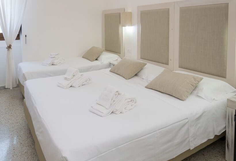 Номер Стандарт Трехместный, Masseria Mazzetta Salento Corte Del Falconiere B&b