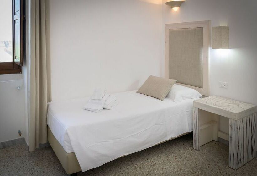 Четырехместный Номер Стандарт, Masseria Mazzetta Salento Corte Del Falconiere B&b