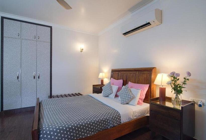 스탠다드 스튜디오, Perch Arbor Suites