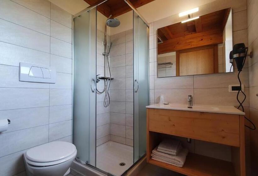 スタンダードトリプルルーム, La Montanina Hotel In Val Di Non