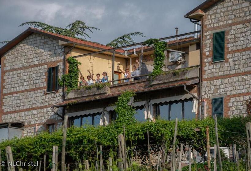 Quarto Standard com Terraço, Agriturismo La Pietriccia