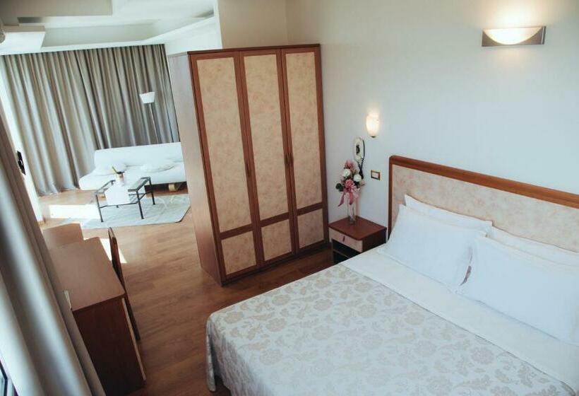 Люкс Deluxe Вид на Море, Astor B&b