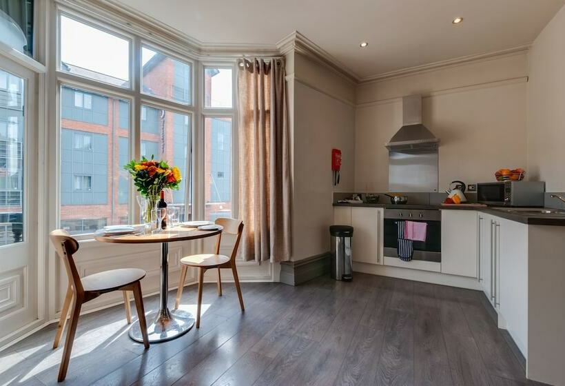 דירת שני חדרים, Base Serviced Apartments  City Road