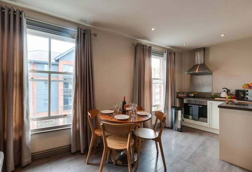 דירת שני חדרים, Base Serviced Apartments  City Road