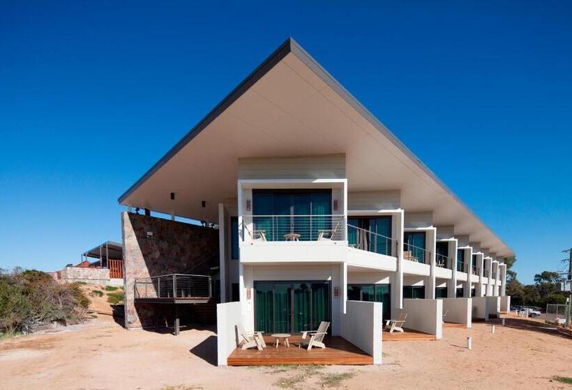 Студио Стандарт с Балконом, Bridges Villas Barooga