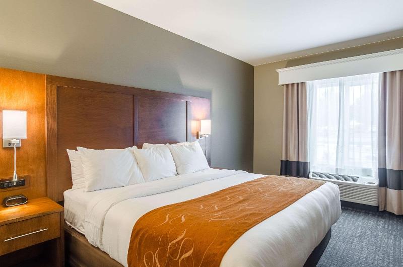 스위트, Comfort Suites Loveland