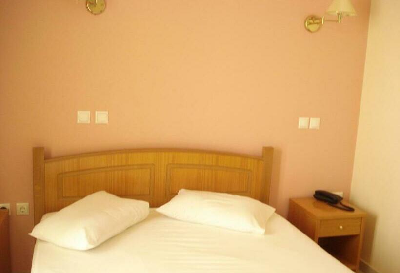 Номер Стандарт, Cybele Guest Accommodation