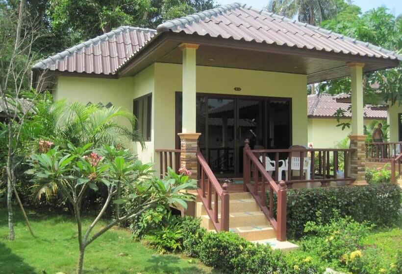 بانگلوی سوپریور, Koh Chang Bailan Beach Resort